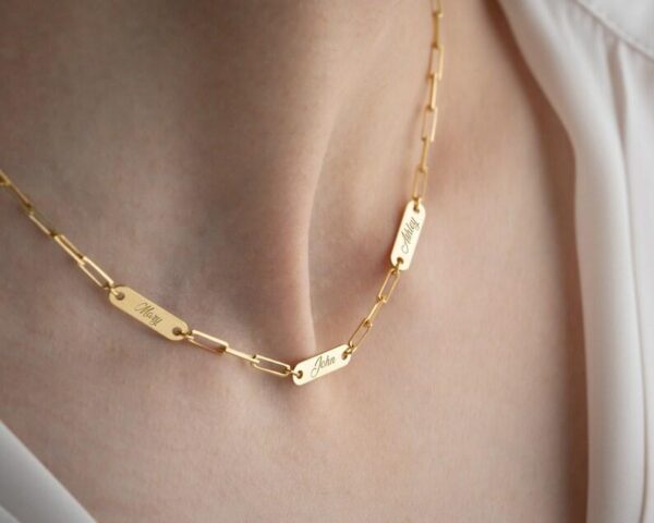 Collier Assia